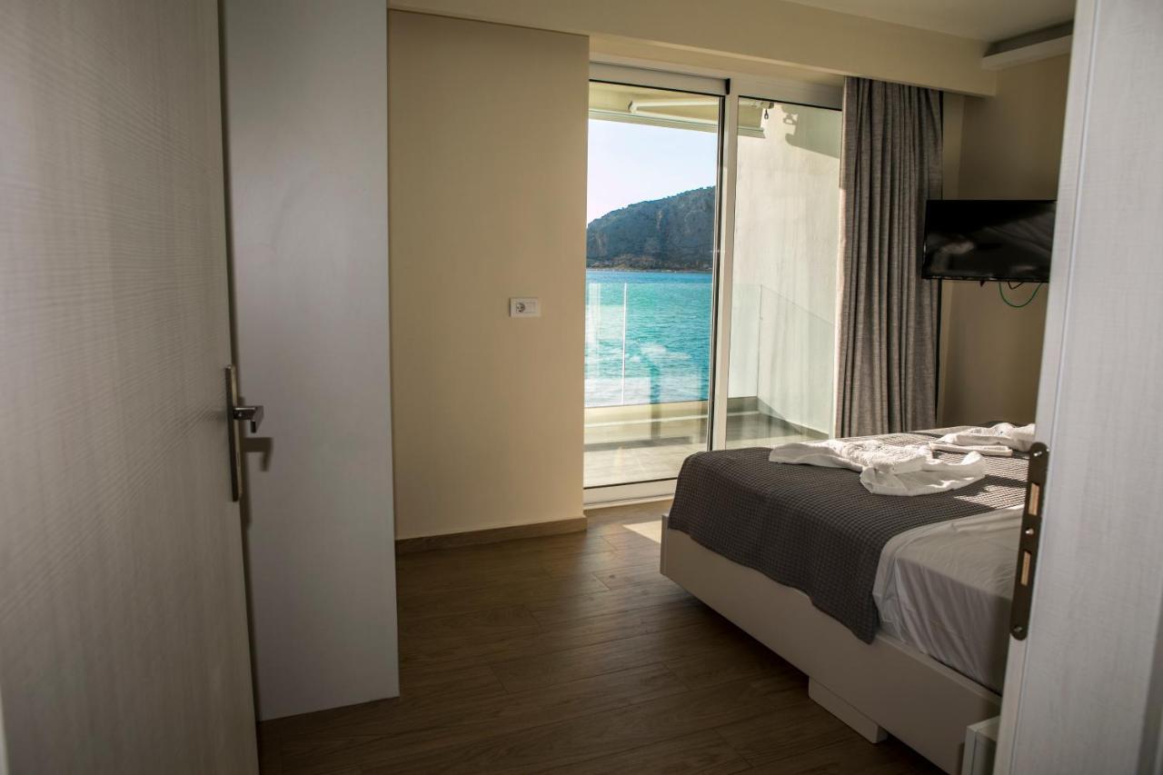 Hotel Alexander Mytikas  Bagian luar foto